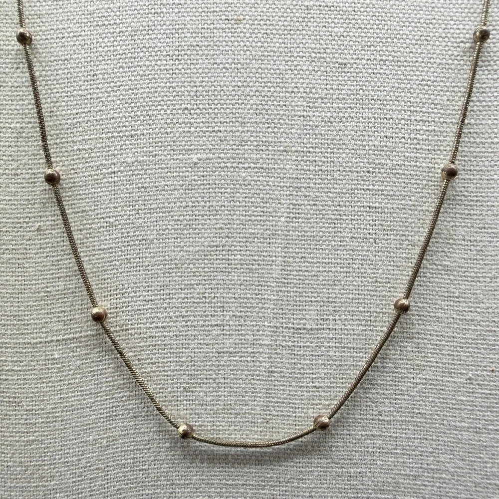 N/A delicate gold